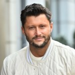 Piotr Mróz W końcu ma swoje pięć minut! Gwiazda "Gliniarzy" imponuje