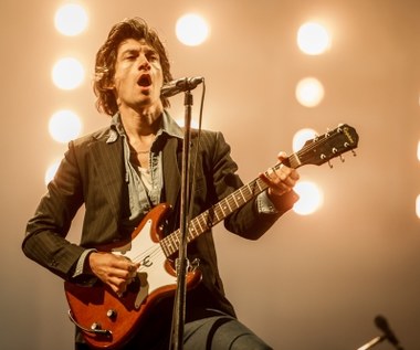 W końcu tłumy na Open'erze! Arctic Monkeys porwali polską publiczność