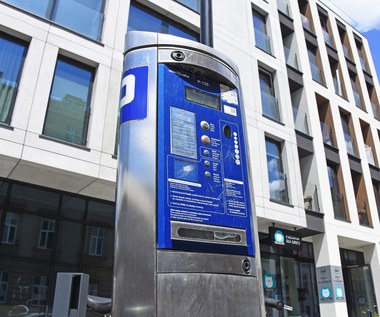 W Krakowie dłużej bez opłat za parkowanie