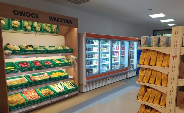 W Krakowie otwarto pierwszy sklep socjalny