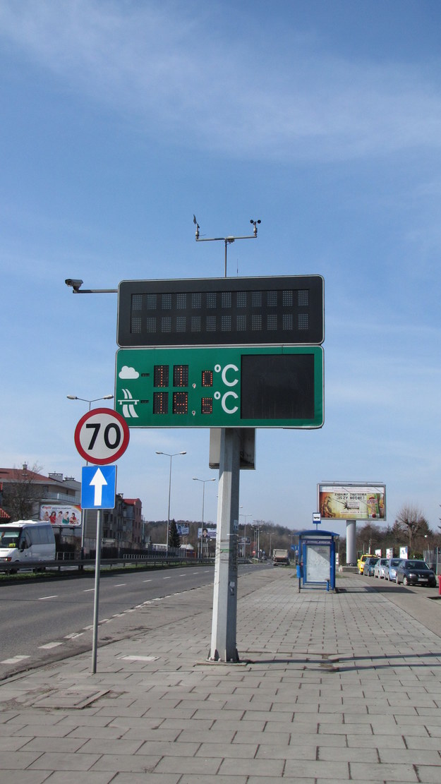 W Krakowie tablice pokazują... temperaturę /Maciej Grzyb /RMF FM