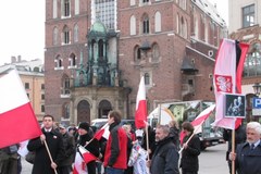 W Krakowie uczczono pamięć ofiar katastrofy pod Smoleńskiem  