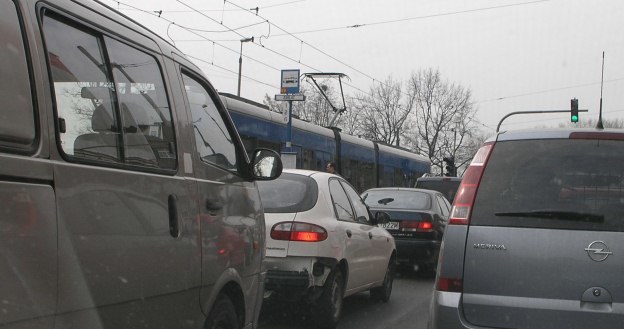 W Krakowie więcej się stoi niż jeździ /INTERIA.PL