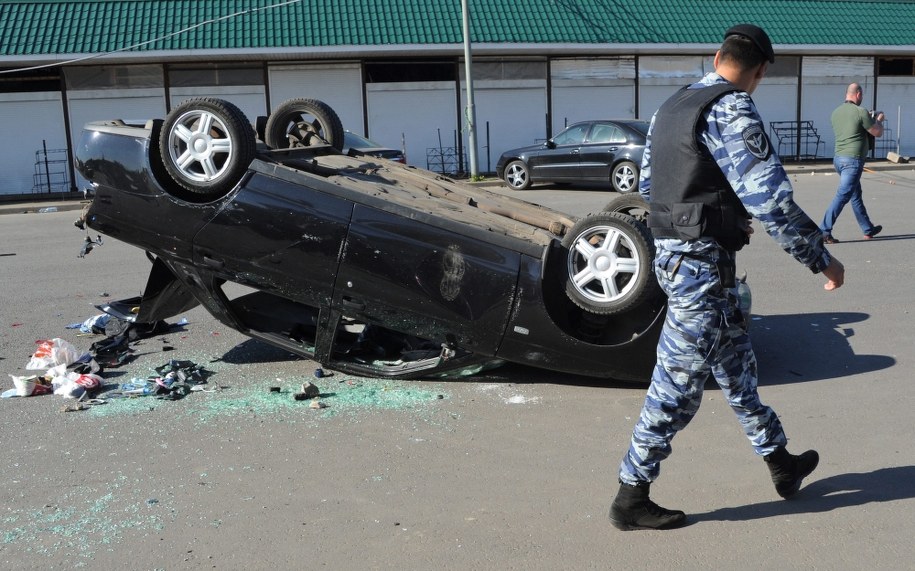 W krwawej bijatyce na moskiewskim Cmentarzu Chowańskim wzięło udział 200 osób. Policja podała, że zatrzymano ponad 90 uczestników /VLADIMIR VELENGURIN/KOMSOMOLSKAYA PRAVDA /PAP/EPA