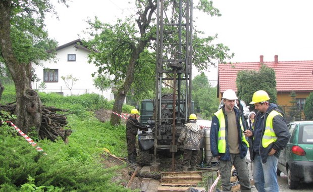 W Lanckoronie ziemia znów się osuwa