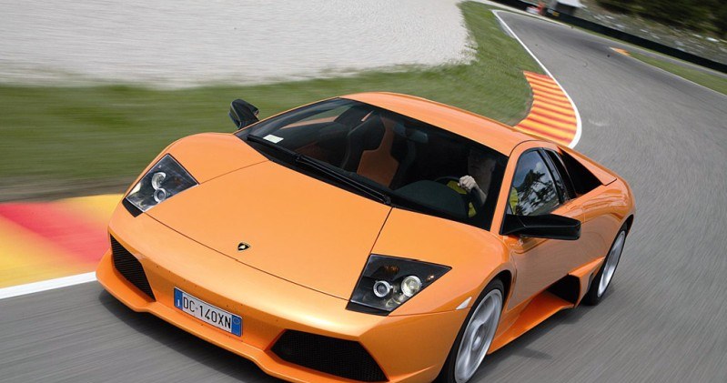 W latach 2001-2010 Lamborghini wyprodukowało 4099 sztuk Murcielago. /Lamborghini