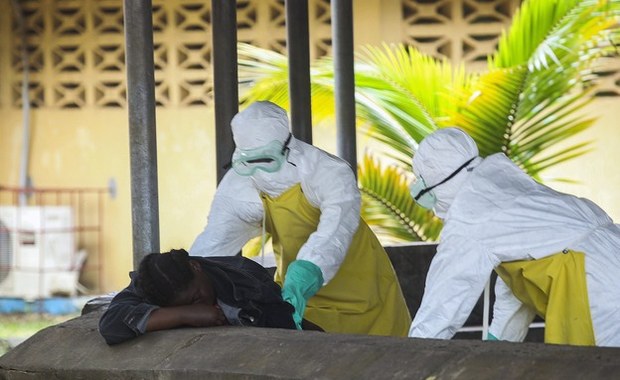 W Liberii godzina policyjna w związku z epidemią Eboli