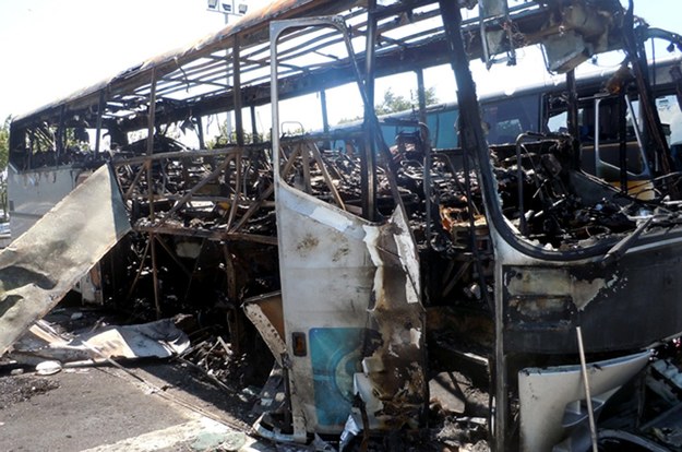 W lipcu 2012 roku na lotnisku Sarafowo w Burgas dokonano zamachu na autobus z izraelskimi turystami /	BGNES /PAP/EPA