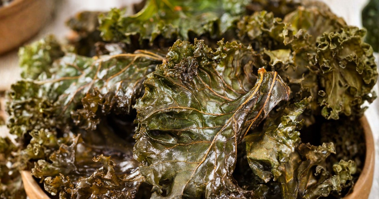 W liściach jarmużu znajduje się bomba składników odżywczych /alisafarov /123RF/PICSEL