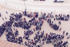 W Łodzi padł rekord w jednoczesnym zwiedzaniu miasta przez wycieczki z przewodnikiem