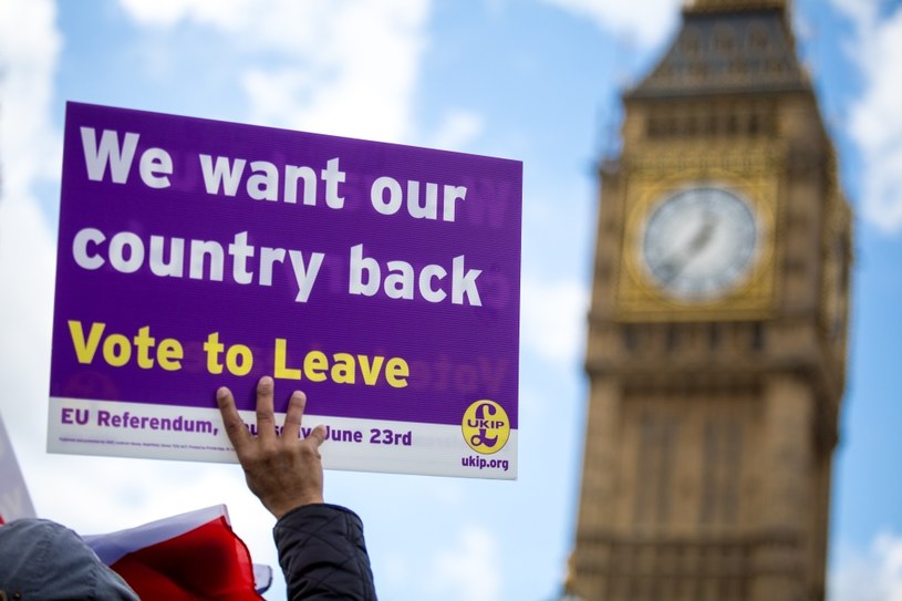 W Londynie ścierają się zwolennicy i przeciwnicy Brexitu /Tom Nicholson/London News Pictures /Agencja FORUM