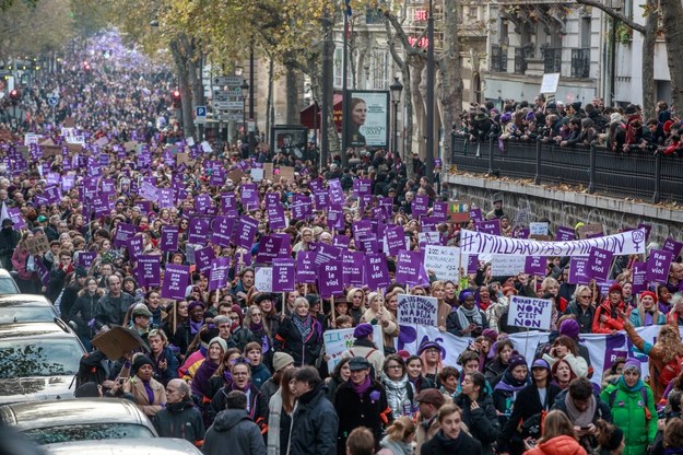 W manifestacji wzięło udział kilkadziesiąt tysięcy osób /CHRISTOPHE PETIT TESSON /PAP/EPA