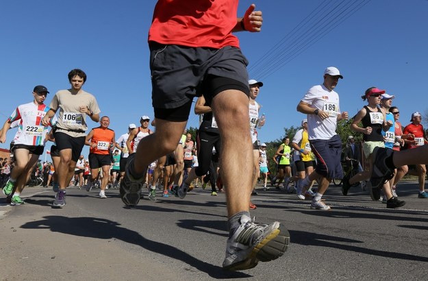 W maratonie wystartowało 11 250 osób /Paweł Supernak /PAP
