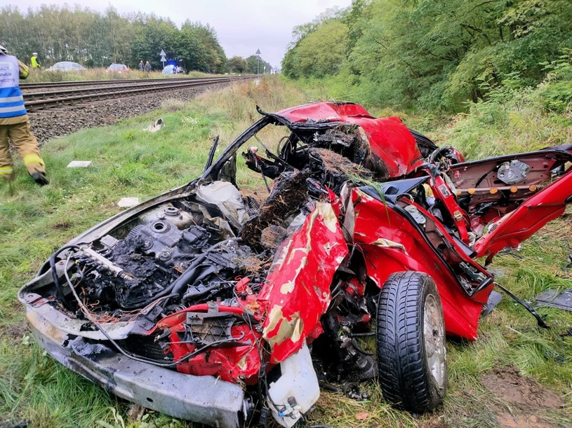 W Motylewie zderzyły się szynobus i auto osobowe /Policja Lubuska /Twitter