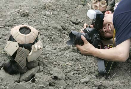 W najbliższych tygodniach możemy spodziewać się obniżek cen sprzętu fotograficzmego /AFP