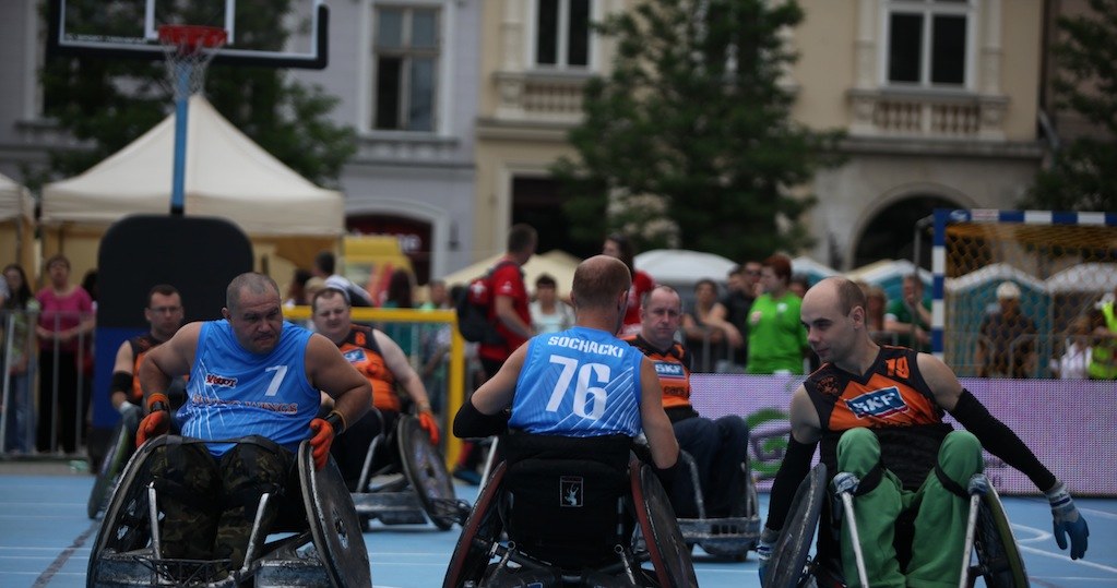 W niedzielę 8 czerwca płyta Rynku Głównego zamieni się w arenę zmagań niepełnosprawnych sportowców /materiały prasowe