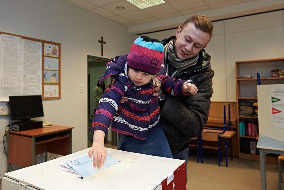 W niedzielę druga tura wyborów /Adam Warżawa /PAP