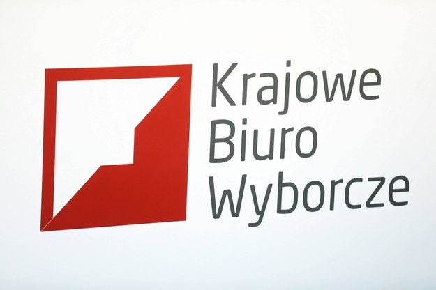 W niedzielę wybory. Od północy z piątku na sobotę obowiązywać będzie cisza wyborcza /Rafał Guz /PAP