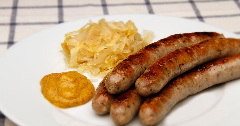 W Niemczech grill nie może się obejść bez bratwursta /123RF/PICSEL