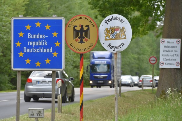 W Niemczech kontrole mają zostać złagodzone na granicach m.in. z Polską i Czechami /Slavomir Kubes /PAP/CTK