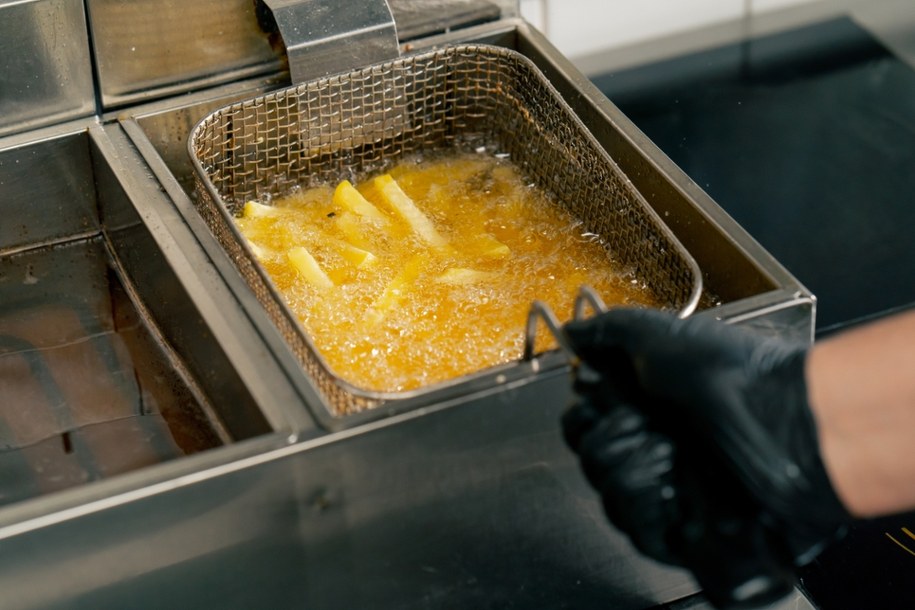 W Niemczech kradzieże zużytego tłuszczu biją rekordy /Shutterstock