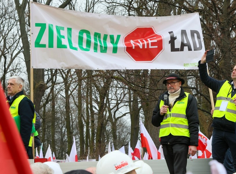 W Niemczech, we Francji, w Hiszpanii i w Polsce od wielu tygodni trwają protesty przeciwko tzw. Zielonemu Ładowi /Wojciech Olkuśnik /East News