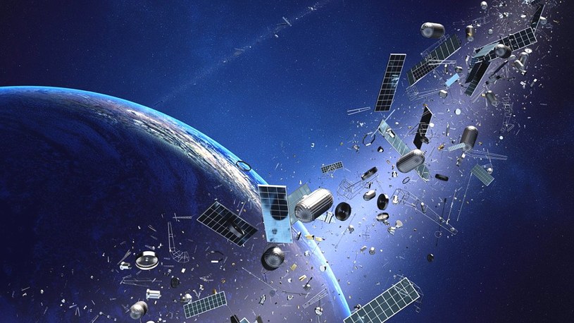 W nocy na ziemskiej orbicie może dojść do zderzenia dwóch dużych satelitów /Geekweek