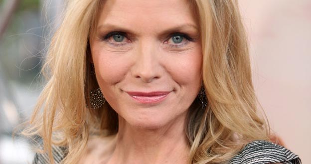 W nowym filmie Michelle Pfeiffer wcieli się w żonę gangstera  - fot. Jesse Grant /Getty Images/Flash Press Media