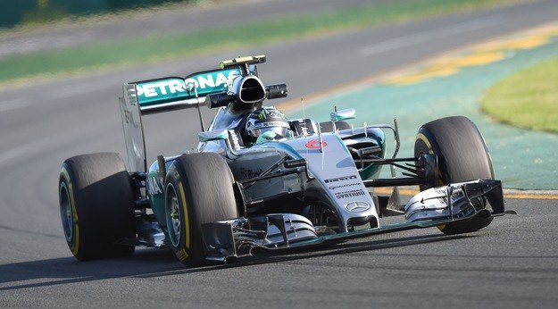 W obecnej sytuacji najlepiej radzi sobie team Mercedes GP, który deklasuje rywali /AFP