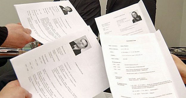 W obecnych realiach może wzrosnąć odsetek osób podających nieprawdziwe dane w CV /&copy; Panthermedia