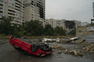 W obwodzie charkowskim wykryto rosyjskie katownie, zbiorowy grób i 50 ciał