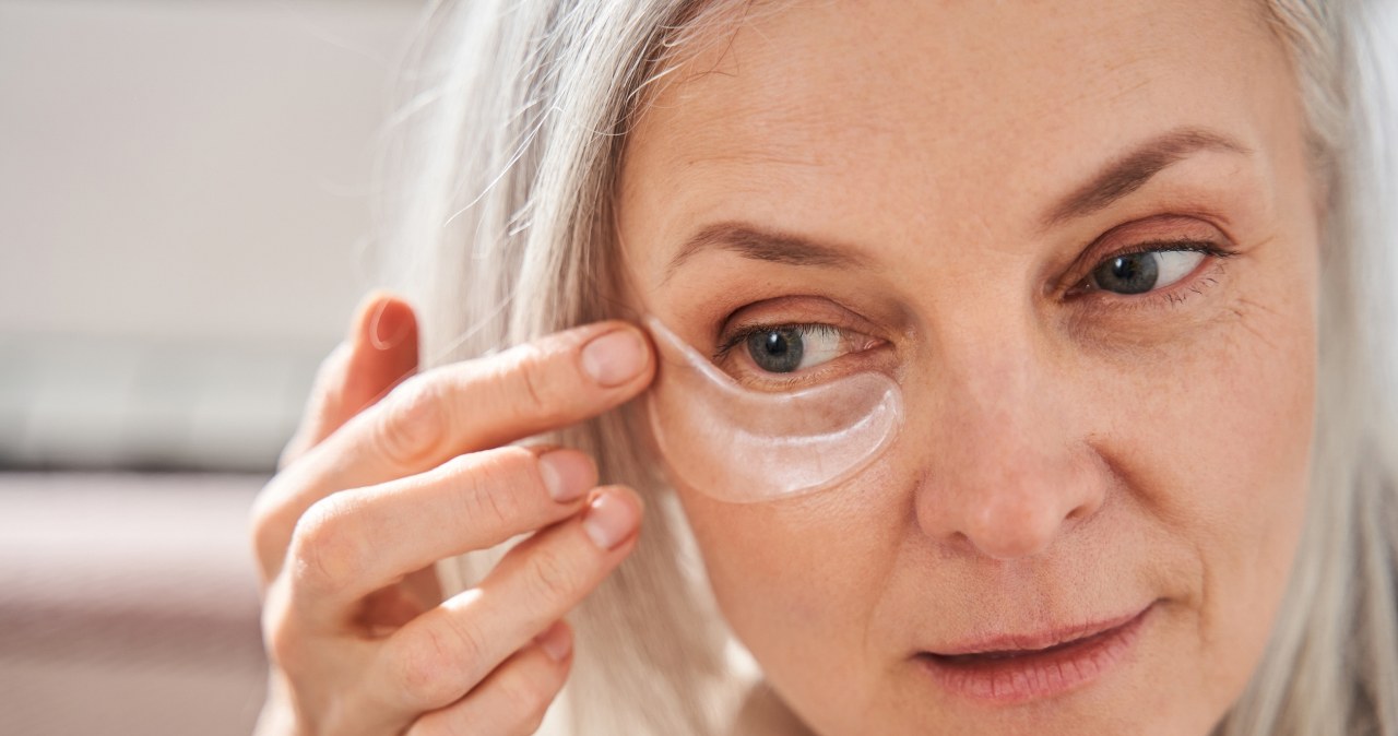 W okresie nadmiernego stresu skóra także wymaga szczególnej opieki /123RF/PICSEL