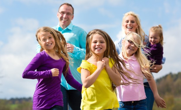 W Olsztynie brakuje rodzin zastępczych. Osiemnaścioro dzieci musi czekać