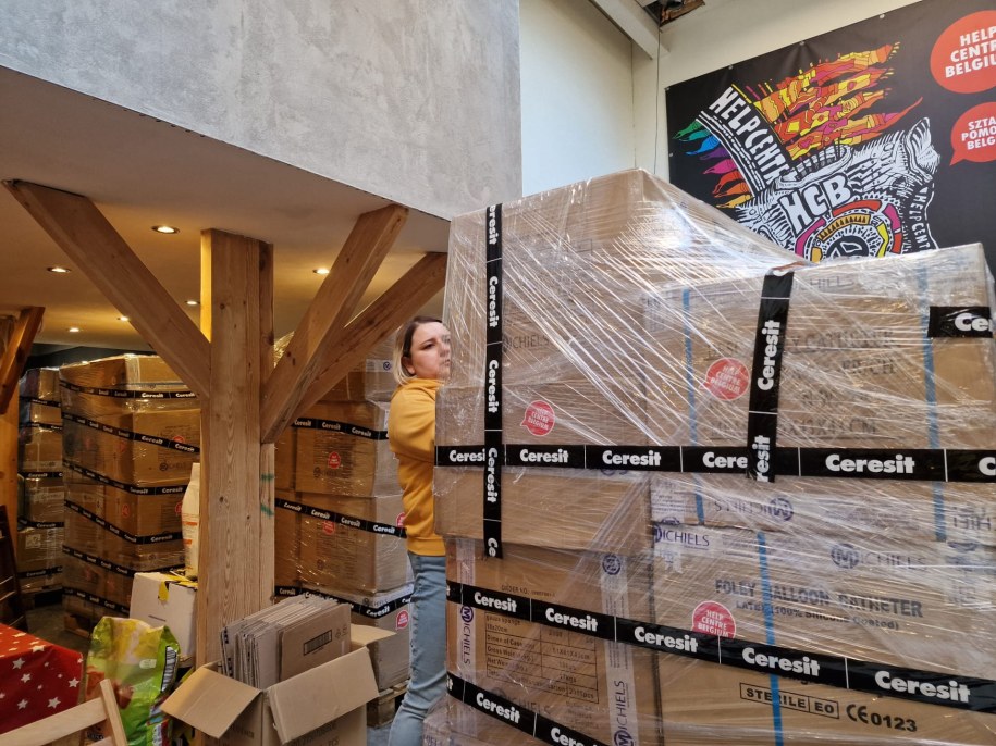 W ostatnich dniach fundacja wysłała 7 ciężarówek z pomocą humanitarną do Polski i na Ukrainę. /Sztab Pomocy Belgia /