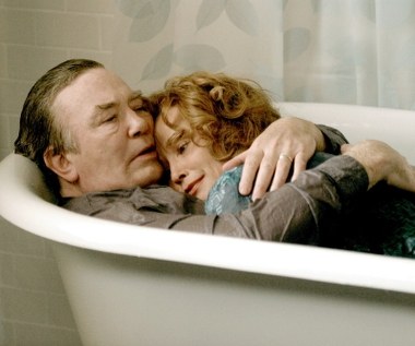 W ostatnich latach Finneya mogliśmy oglądać w "Dużej rybie" Tima Burtona (na zdjęciu), w dwóch filmach o przygodach Jamesa Bourne'a w reżyserii Paula Greengrassa (jako dr Albert Hirsch) oraz w "Skyfall" Sama Mendesa.

Występ w obrazie o agencie 007 z 2012 roku pozostaje na razie ostatnią kinową rolą aktora.