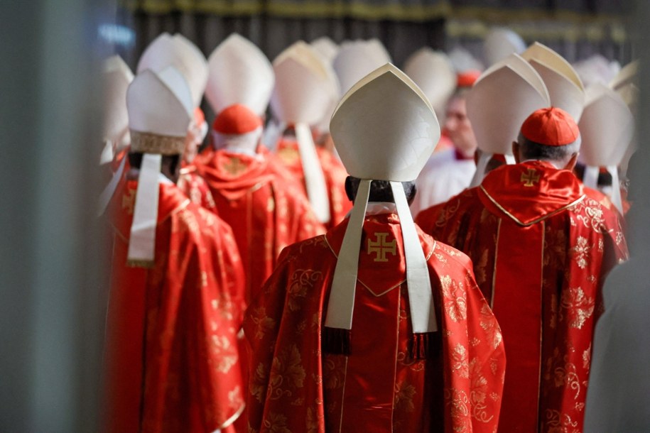 W ostatnich stu latach żadne konklawe nie trwało dłużej niż pięć dni /PAP/Abaca