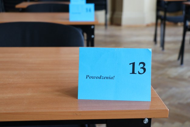 W ostatnim dniu matur odbędą się egzaminy dwujęzyczne /Józef Polewka /RMF FM