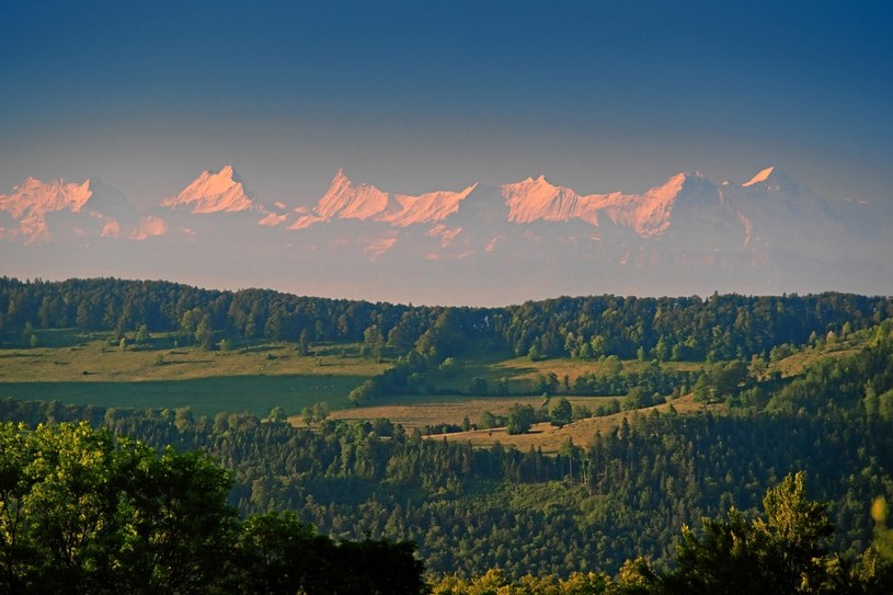 W Parku Krajobrazowym Thal zobaczysz całą panoramę Alp /Switzerland Tourism