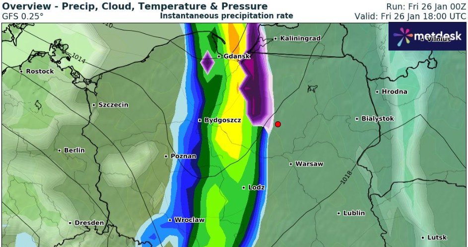 W piątek przez Polskę przejdzie z zachodu front atmosferyczny niosący deszcz, deszcz ze śniegiem i śnieg /wxcharts /