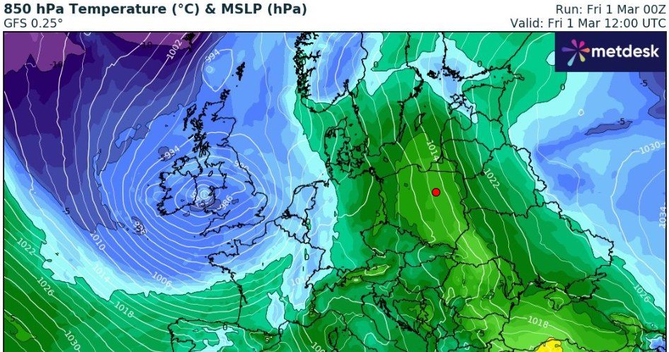 W piątek w całej Polsce będzie ciepło, z temperaturami na południu dochodzącymi do około 16 stopni Celsjusza /wxcharts /