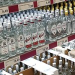 W pięć miesięcy sklepy ogłosiły ponad 400 tys. promocji na alkohol. Najwięcej było ich w województwie mazowieckim