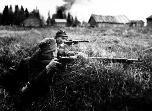 W pierwszej fazie wojny kontynuacyjnej Finowie odzyskali wszystkie utracone tereny, lecz nie poszerzyli swoich przedwojennych granic /Polska Zbrojna