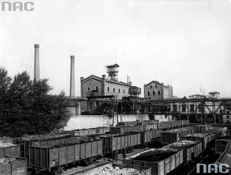 W pierwszej połowie 1925 roku eksport węgla do Niemiec wynosił 2,7 mln ton, w drugim półroczu zaledwie 18 tysięcy ton /Z archiwum Narodowego Archiwum Cyfrowego