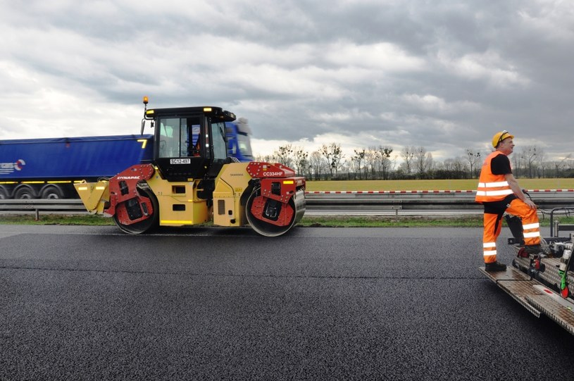 W planach remontów na drogach krajowych jest kontynuowanie prac na opolskim odcinku autostrady A4. /GDDKiA