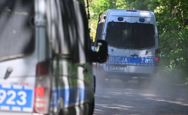 W pobliżu Zespołu Szkół w Libiążu padły strzały. Zatrzymano trzech mężczyzn 