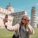 W pogoni za selfie. Ekspertka: Robienie tych zdjęć nie wynika tylko z próżności