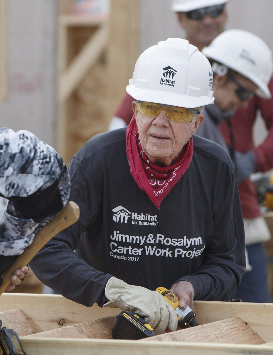 W połowie lat 90. Jimmy Carter z własnej inicjatywy udał się do Korei Płn. i zawarł porozumienie z Kim Ir Senem, dziadkiem obecnego przywódcy / 	Franson Jason/Canadian Press/ABACA /PAP/EPA