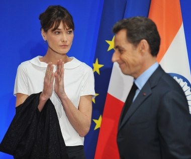 W połowie stycznia 2007 roku Bruni wydała drugi album "No Promises", na którym po angielsku śpiewała teksty dawnych amerykańskich, angielskich i irlandzkich poetów. Sukces tego albumu był porównywalny z debiutem. 

W 2008 roku światło dzienne ujrzał album "Comme si de rien n'etait", po którym Bruni wstrzymała swoją karierę ze względu na bycie żoną prezydenta Nicolasa Sarkozy'ego i pierwszą damą Francji. Choć dobrowolnie zrezygnowała z kariery na czas prezydentury męża, to bardzo brakowało jej muzyki.