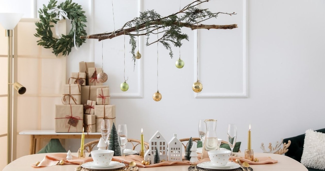 W Polsce coraz częściej wraca się do tradycyjnych dekoracji świątecznych /Serezniy /123RF/PICSEL