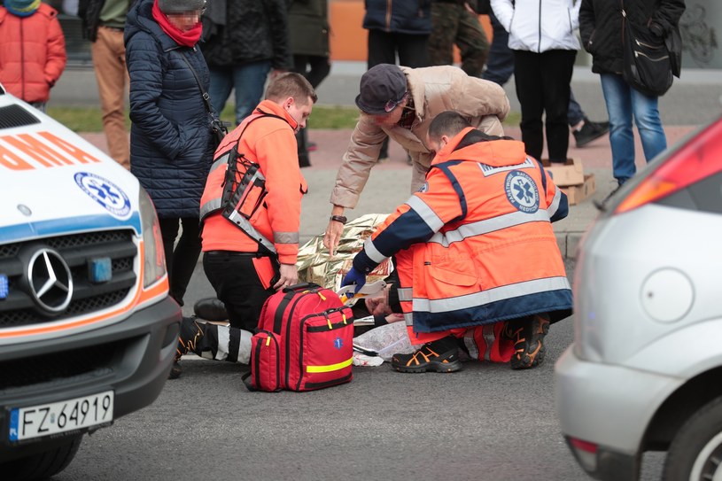 W Polsce dochodzi do zbyt wielu wypadków z pieszymi. Również na przejściach (fot. ilustracyjne) /Piotr Jędzura /Reporter